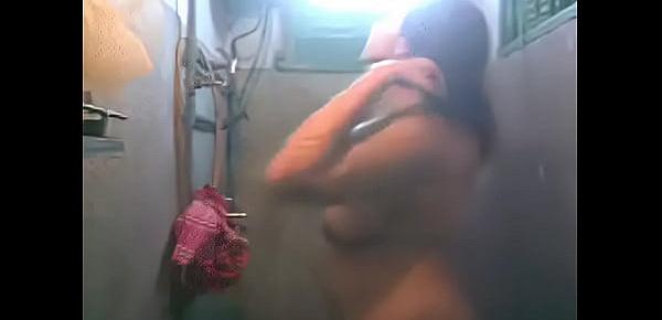  xXxShweta Punjabi Bathing clip xXx {sexysite.in}